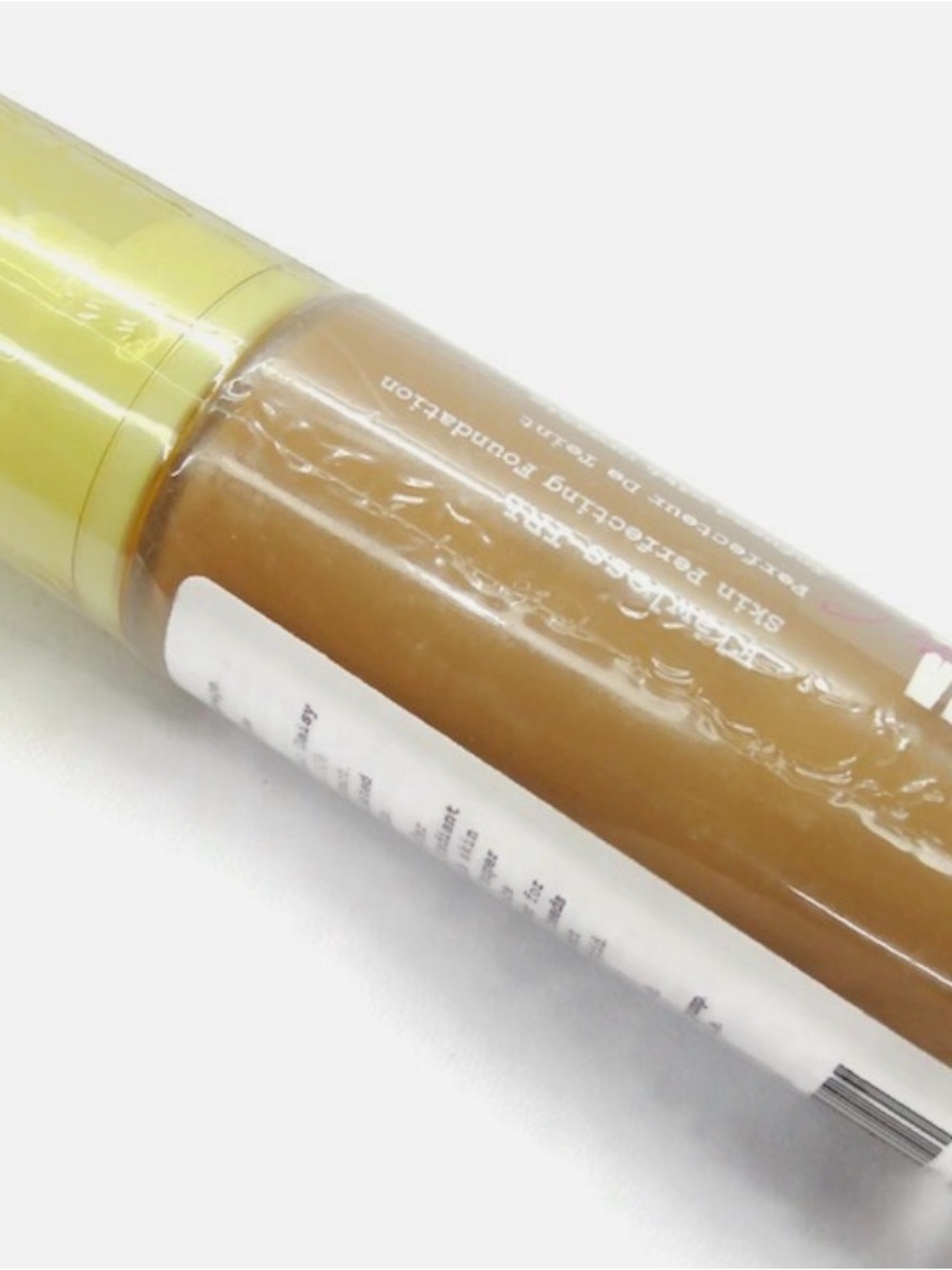Uoma Beauty - Bronze Venus T6 Foundation